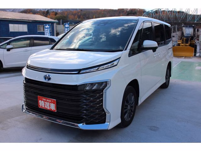 TOYOTA VOXY