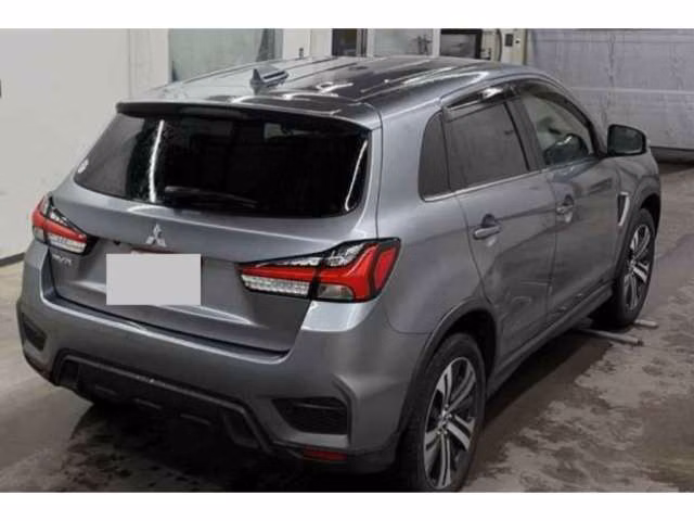 MITSUBISHI RVR