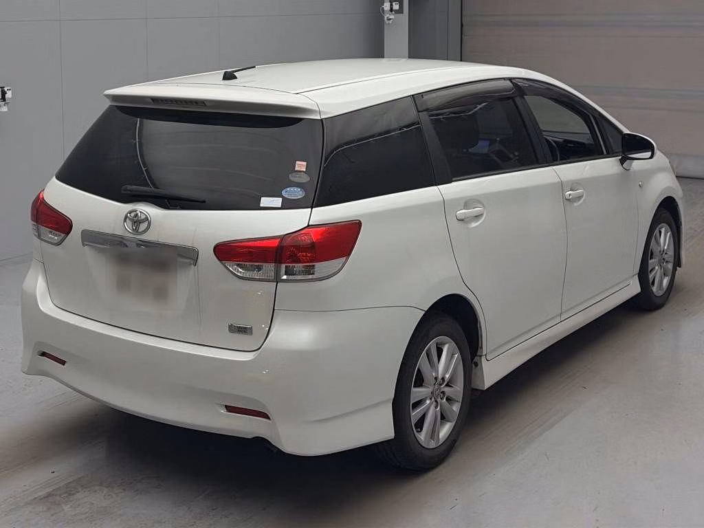 TOYOTA WISH