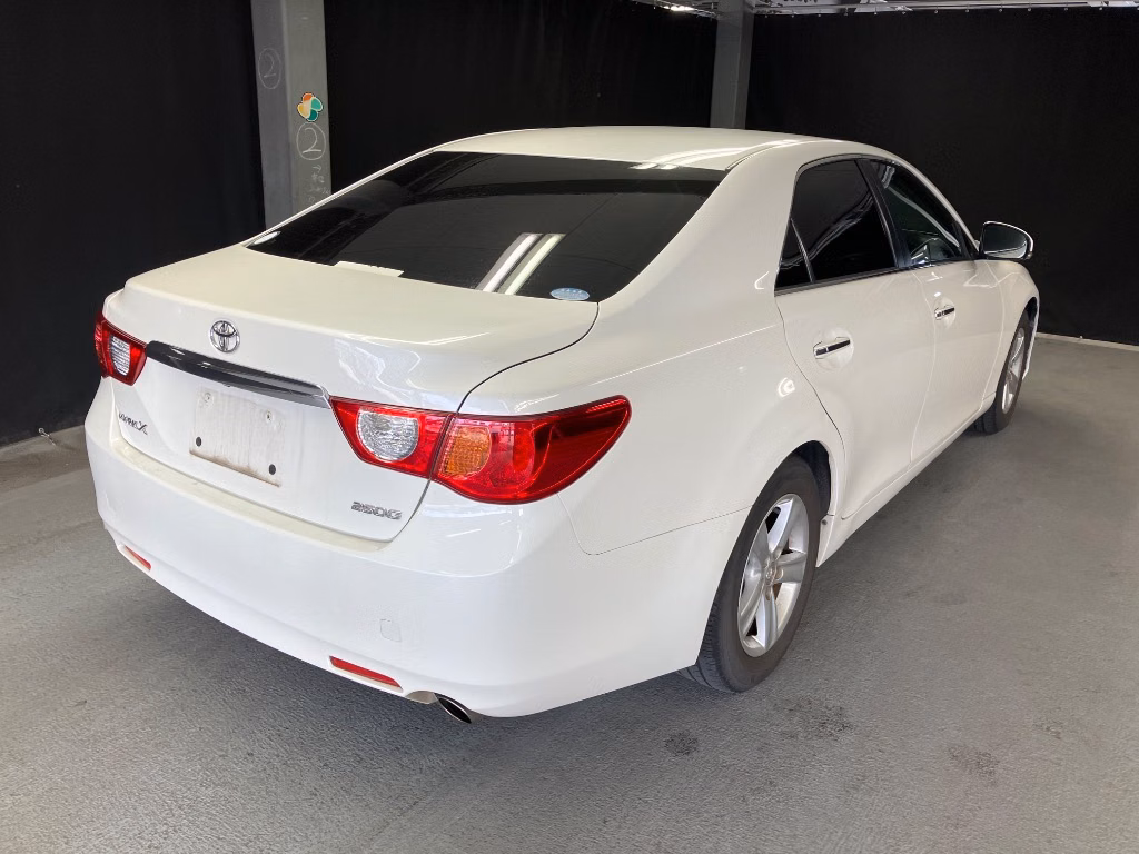 TOYOTA MARK X