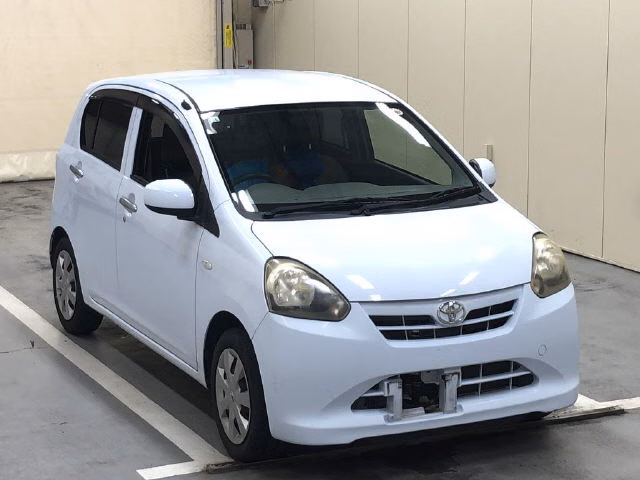 TOYOTA PIXIS EPOCH