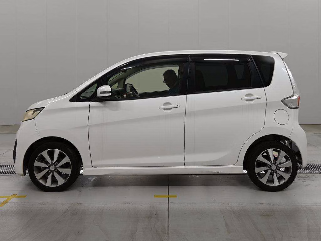 MITSUBISHI EK CUSTOM