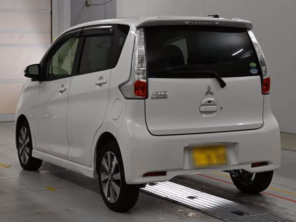 MITSUBISHI EK CUSTOM