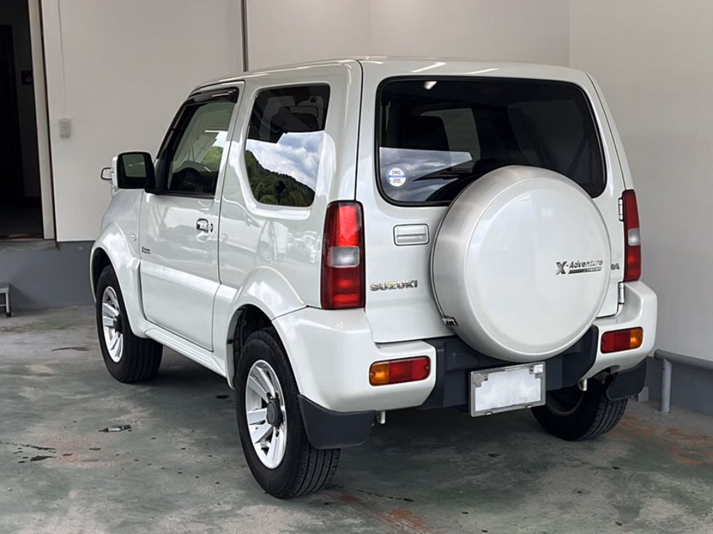 SUZUKI JIMNY SIERRA