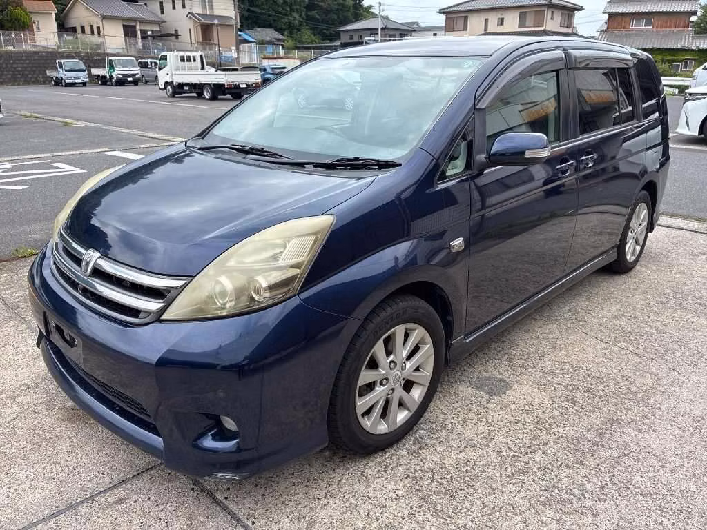 TOYOTA ISIS