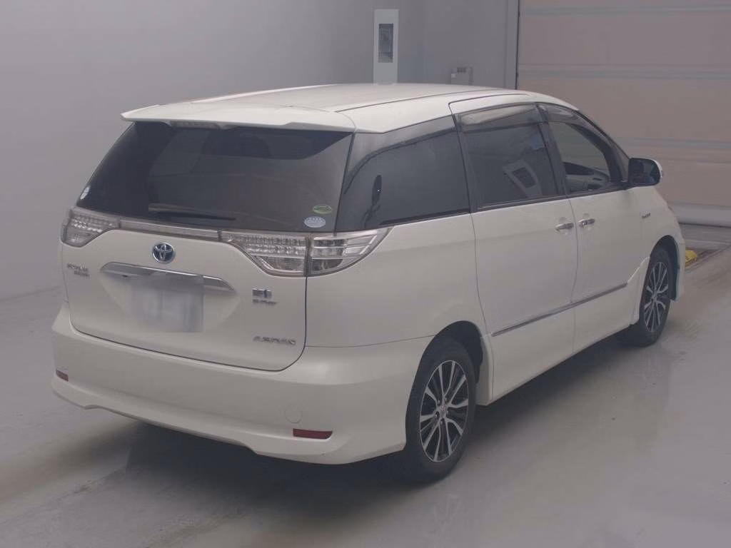 TOYOTA ESTIMA