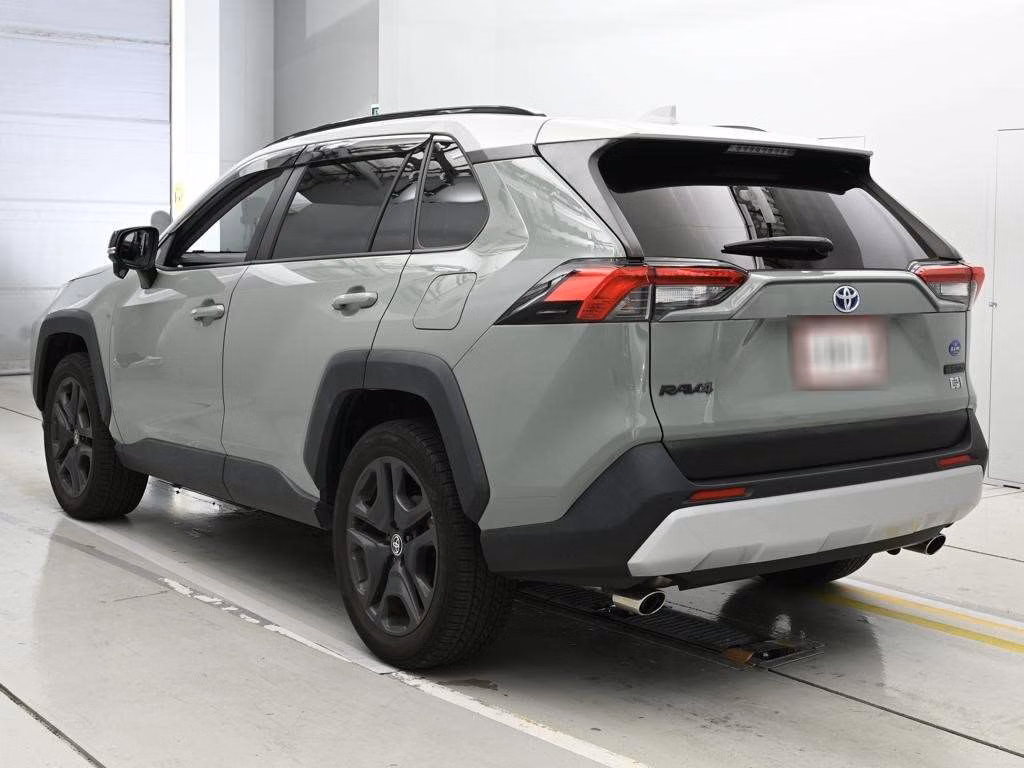 TOYOTA RAV4