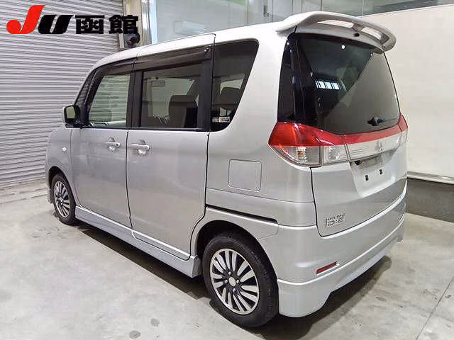 MITSUBISHI DELICA D:2
