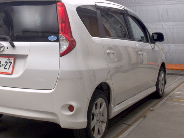 TOYOTA PASSO SETTE