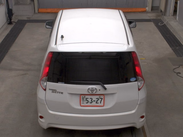 TOYOTA PASSO SETTE