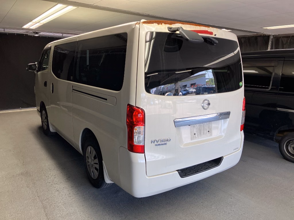 NISSAN NV350 CARAVAN