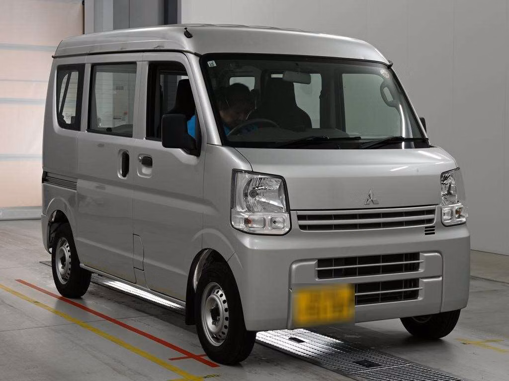 MITSUBISHI MINICAB