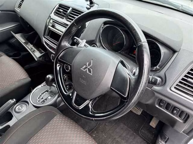 MITSUBISHI RVR