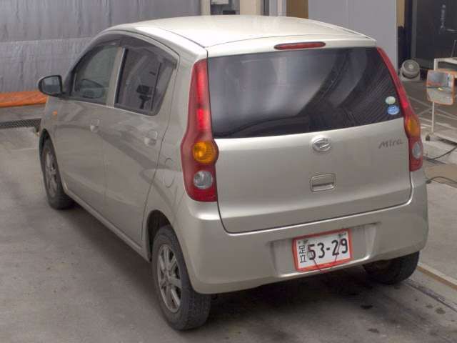 DAIHATSU MIRA