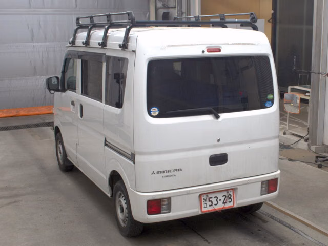 MITSUBISHI MINICAB