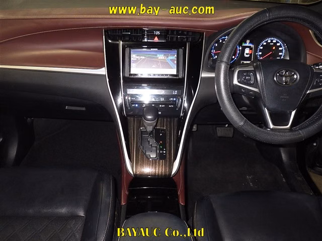 TOYOTA HARRIER