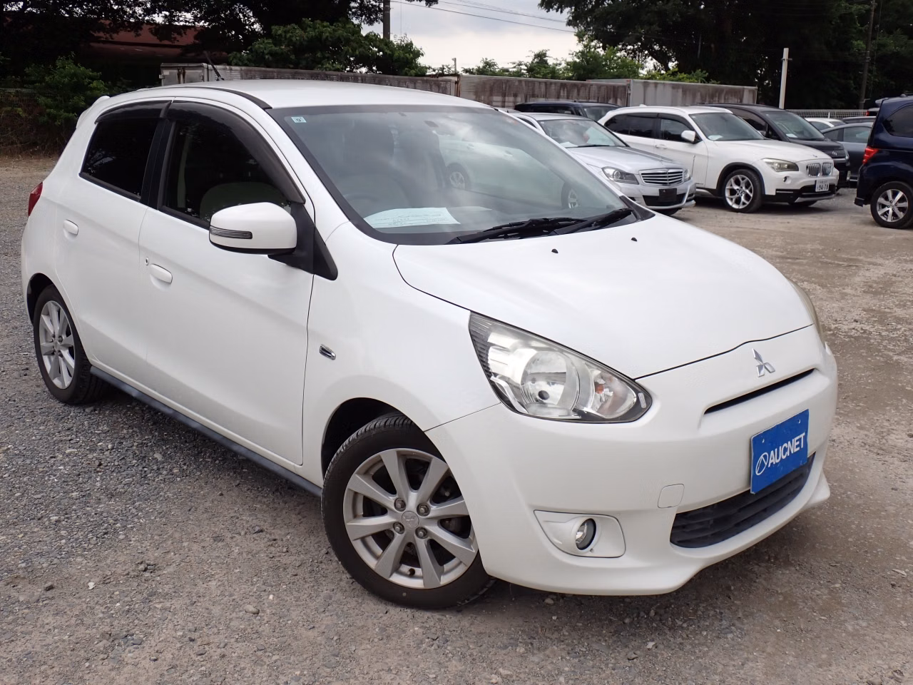 MITSUBISHI MIRAGE