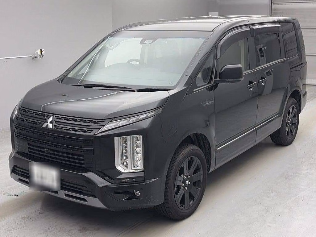 MITSUBISHI DELICA D:5
