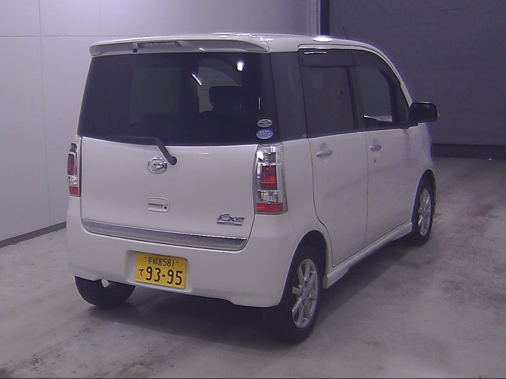 DAIHATSU TANTO EXE