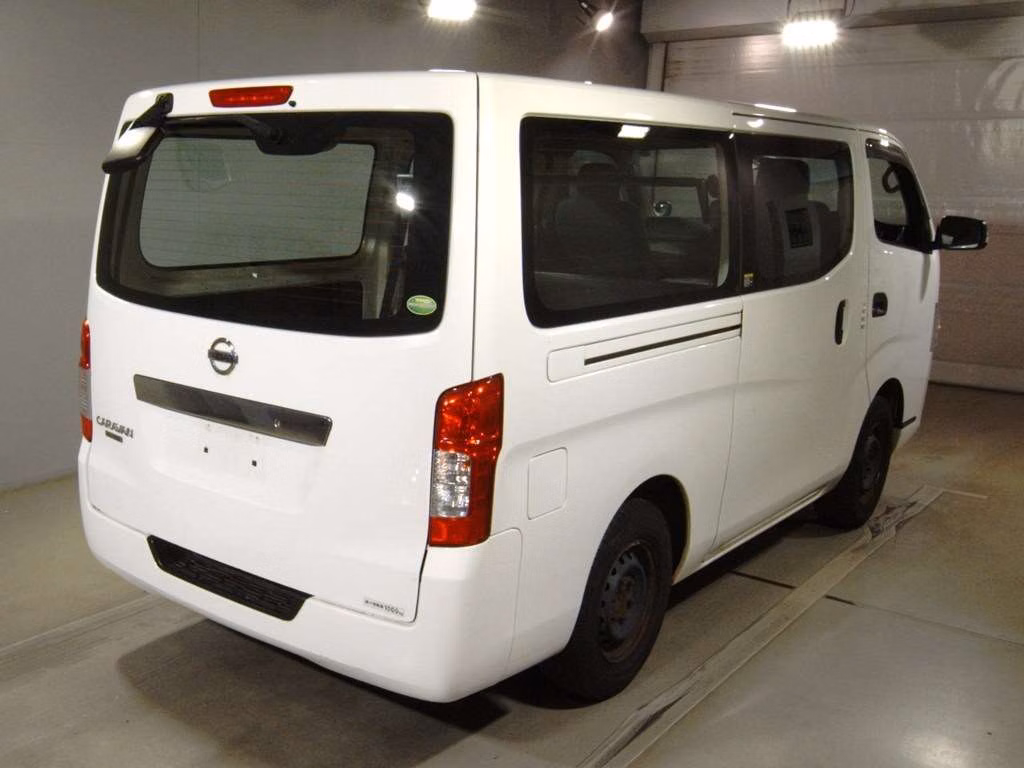 NISSAN NV350 CARAVAN