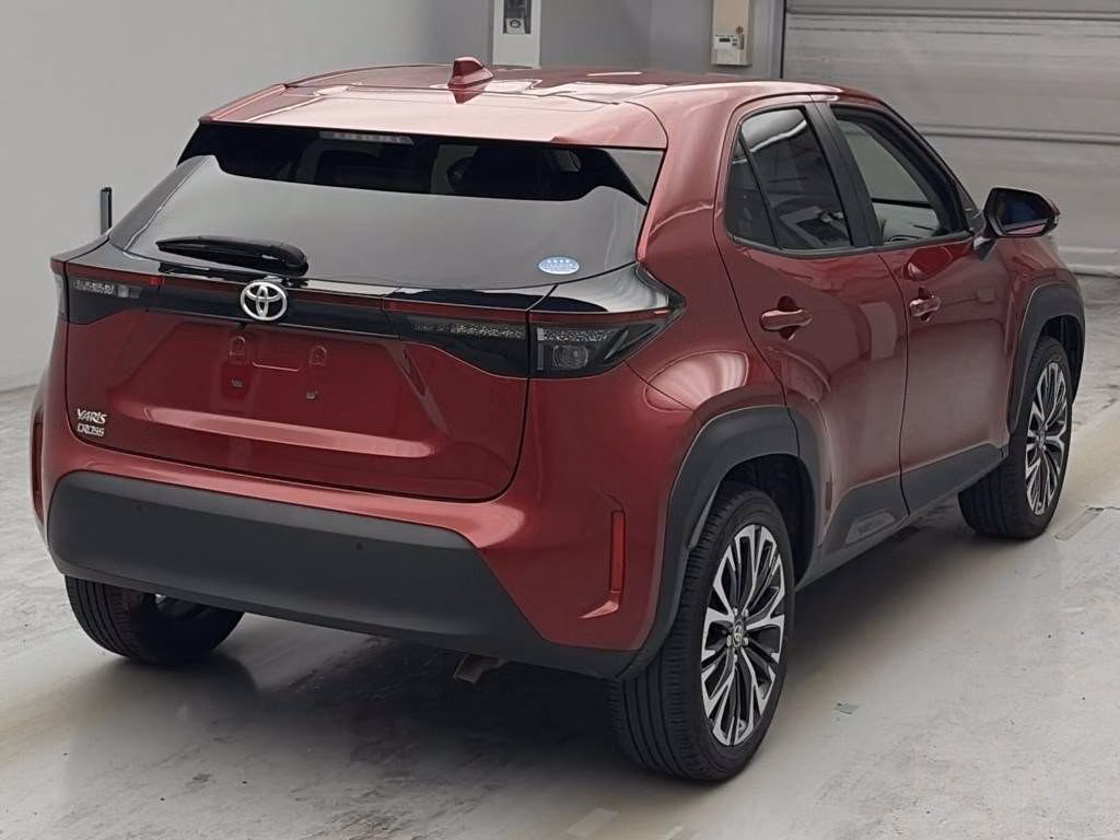 TOYOTA YARIS CROSS