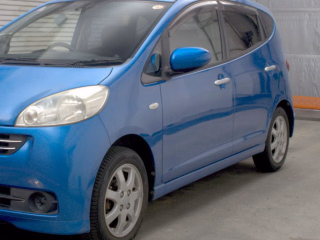 DAIHATSU SONICA