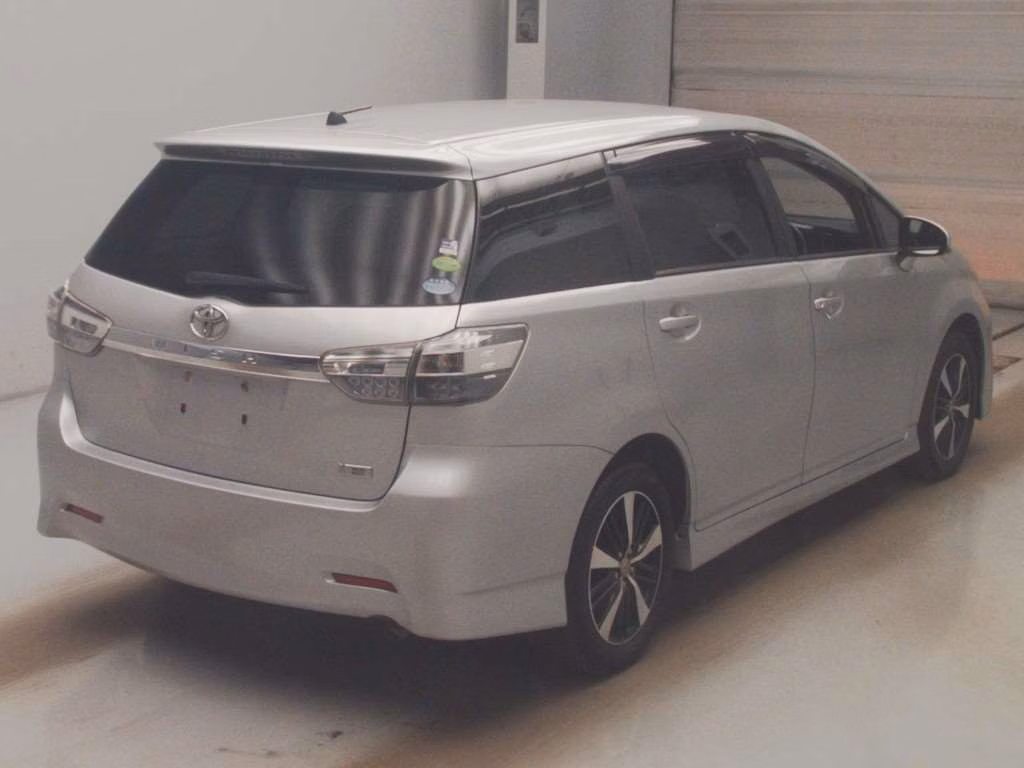TOYOTA WISH