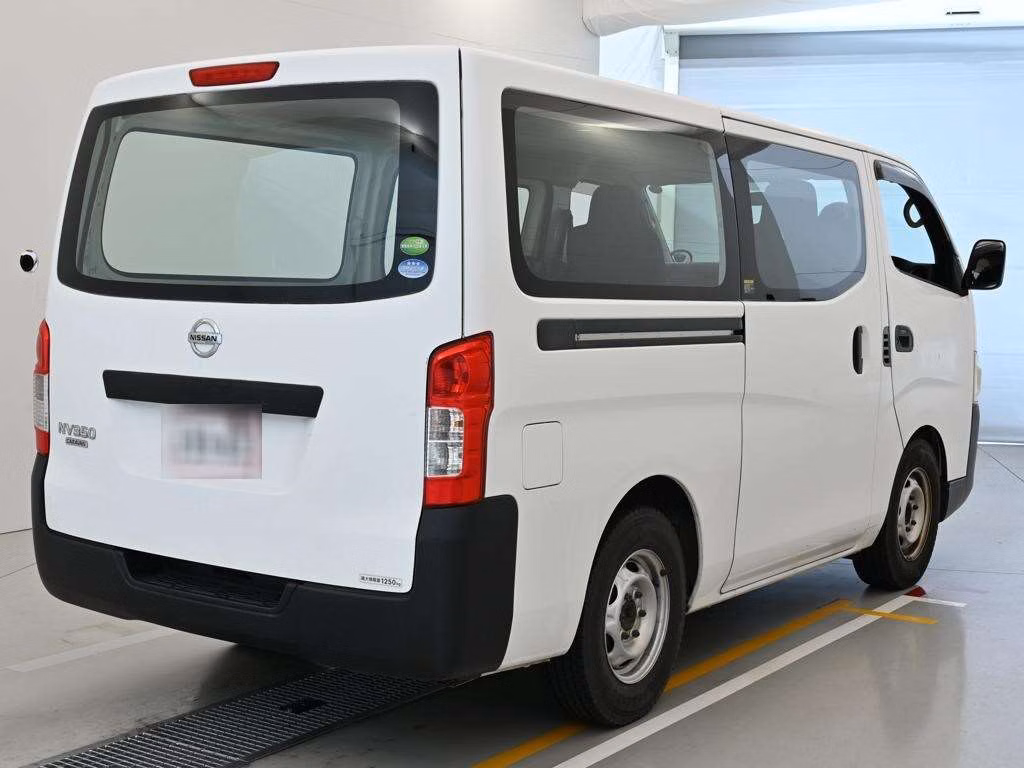 NISSAN NV350 CARAVAN
