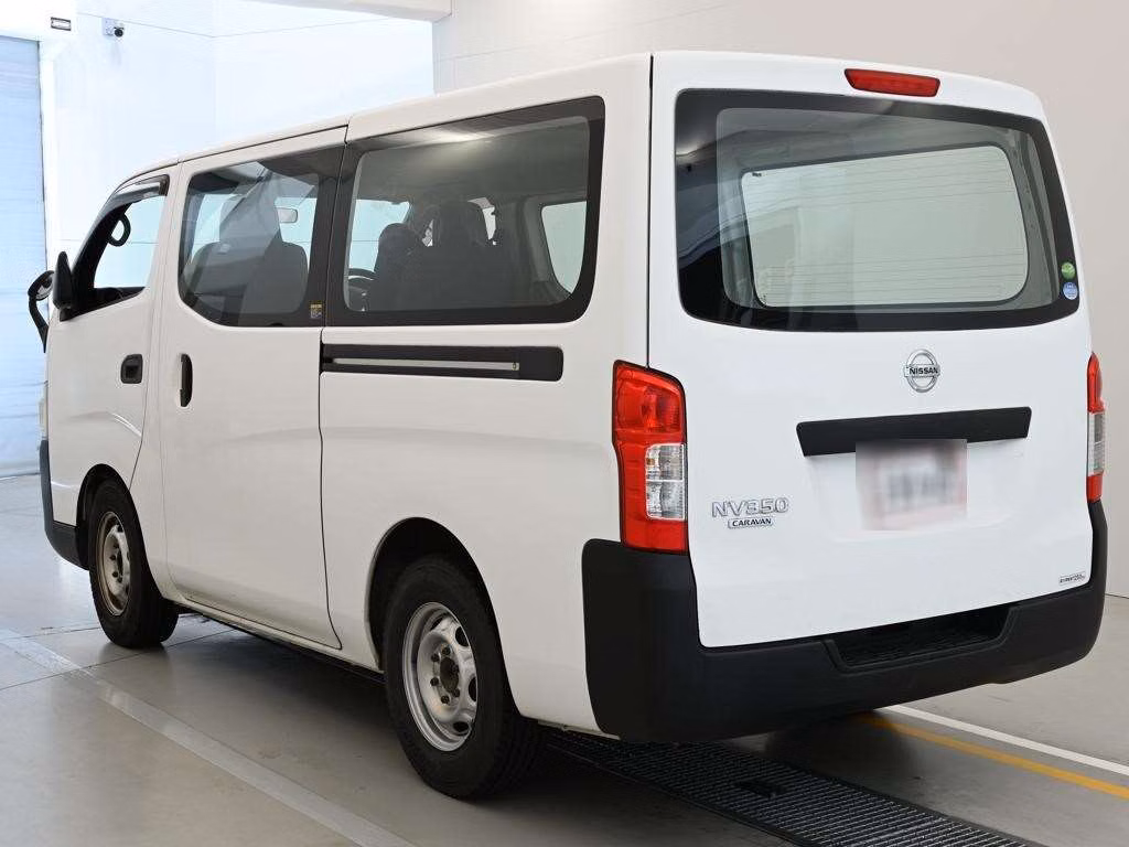 NISSAN NV350 CARAVAN
