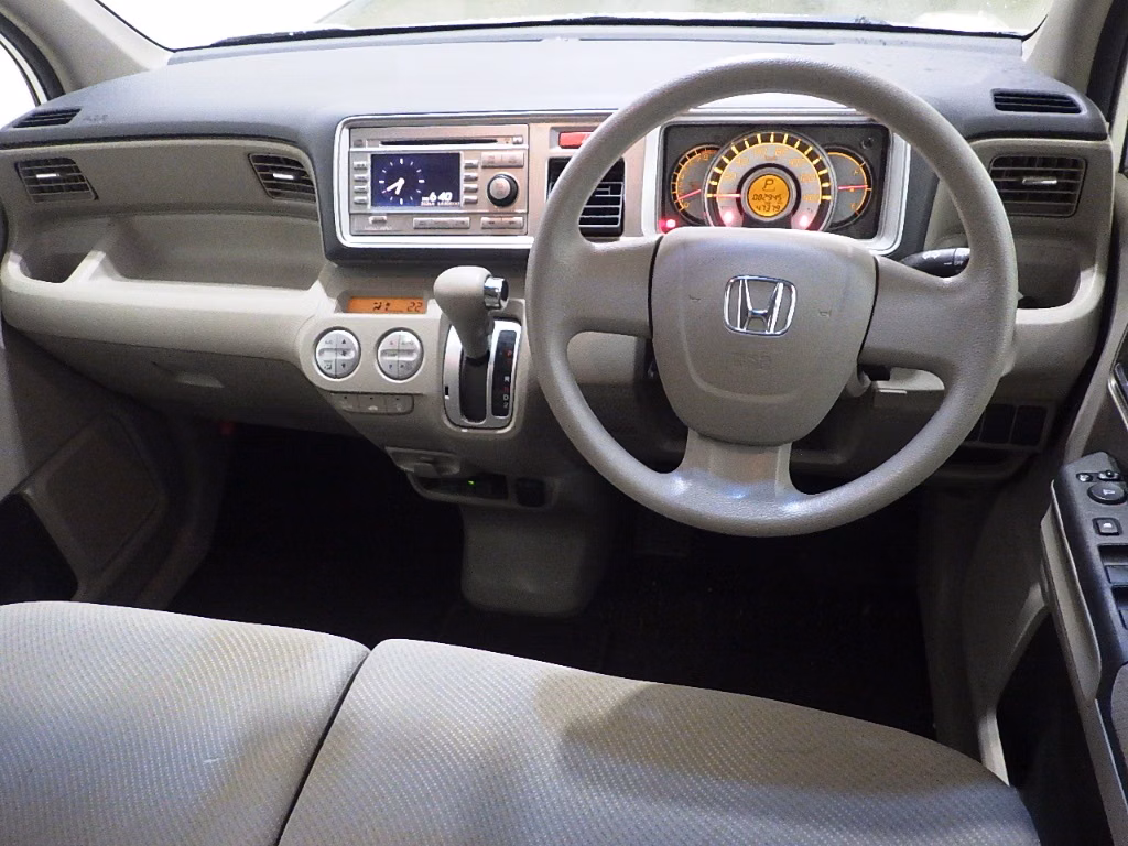 HONDA LIFE