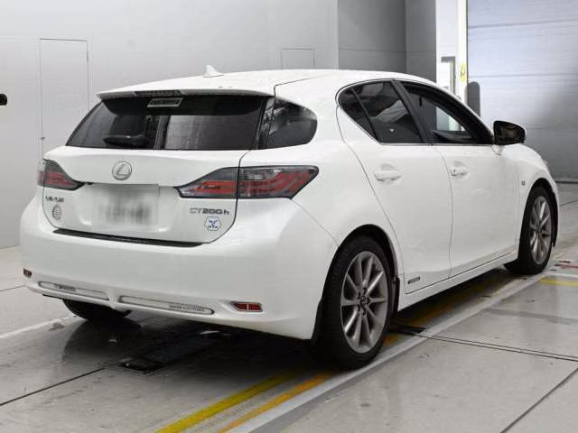 LEXUS CT200H