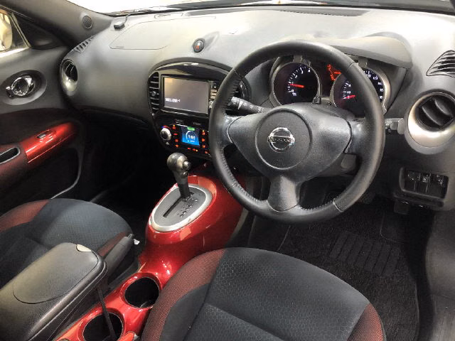 NISSAN JUKE