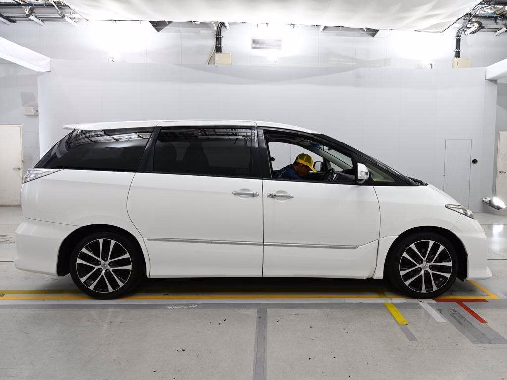 TOYOTA ESTIMA