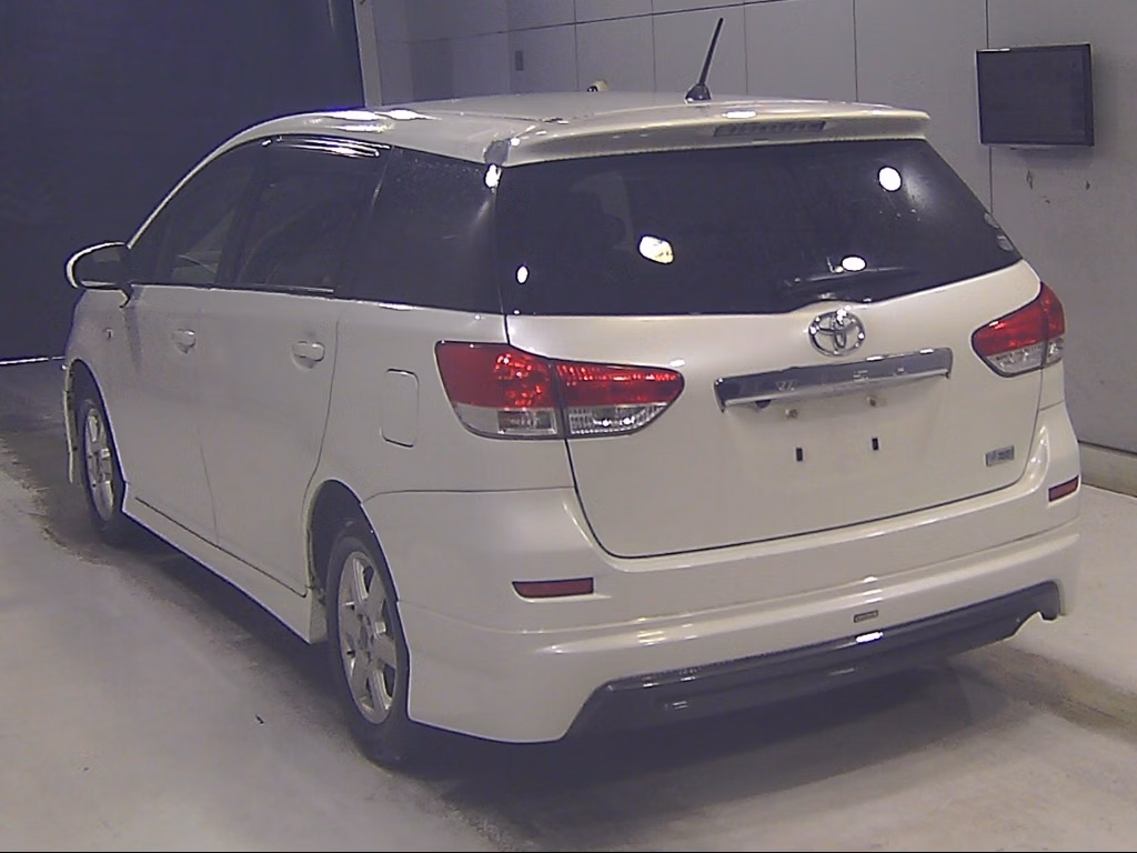 TOYOTA WISH