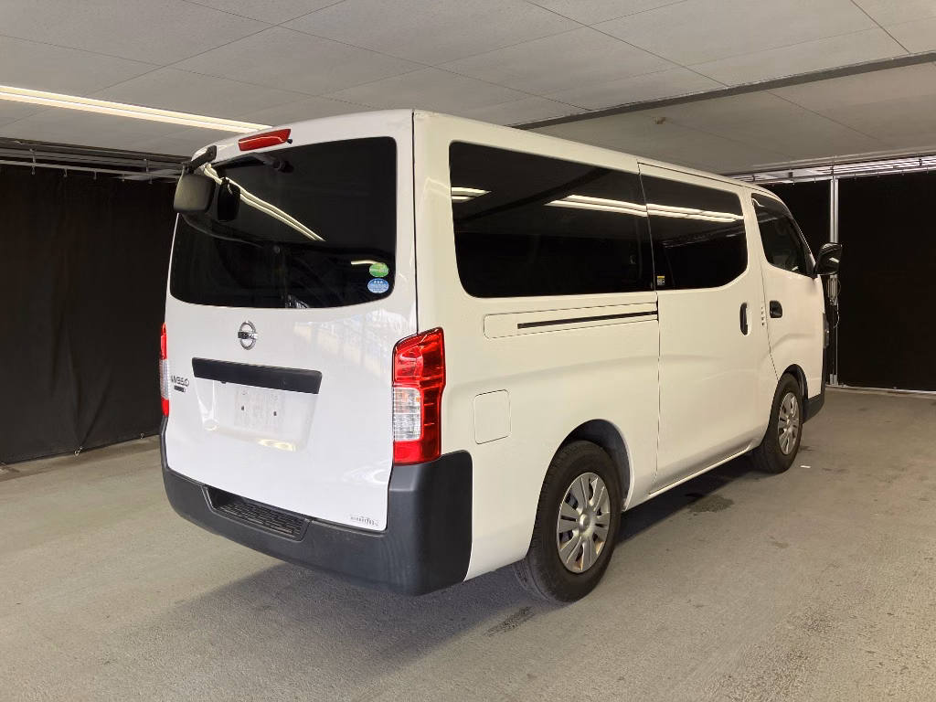 NISSAN NV350 CARAVAN