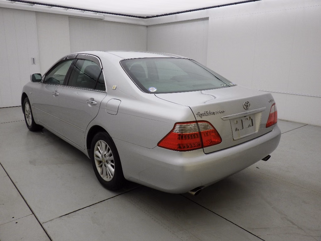 TOYOTA CROWN
