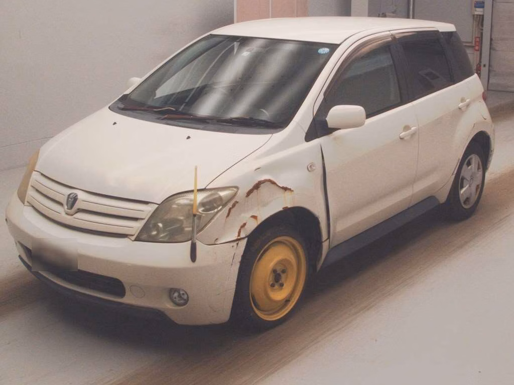 TOYOTA IST