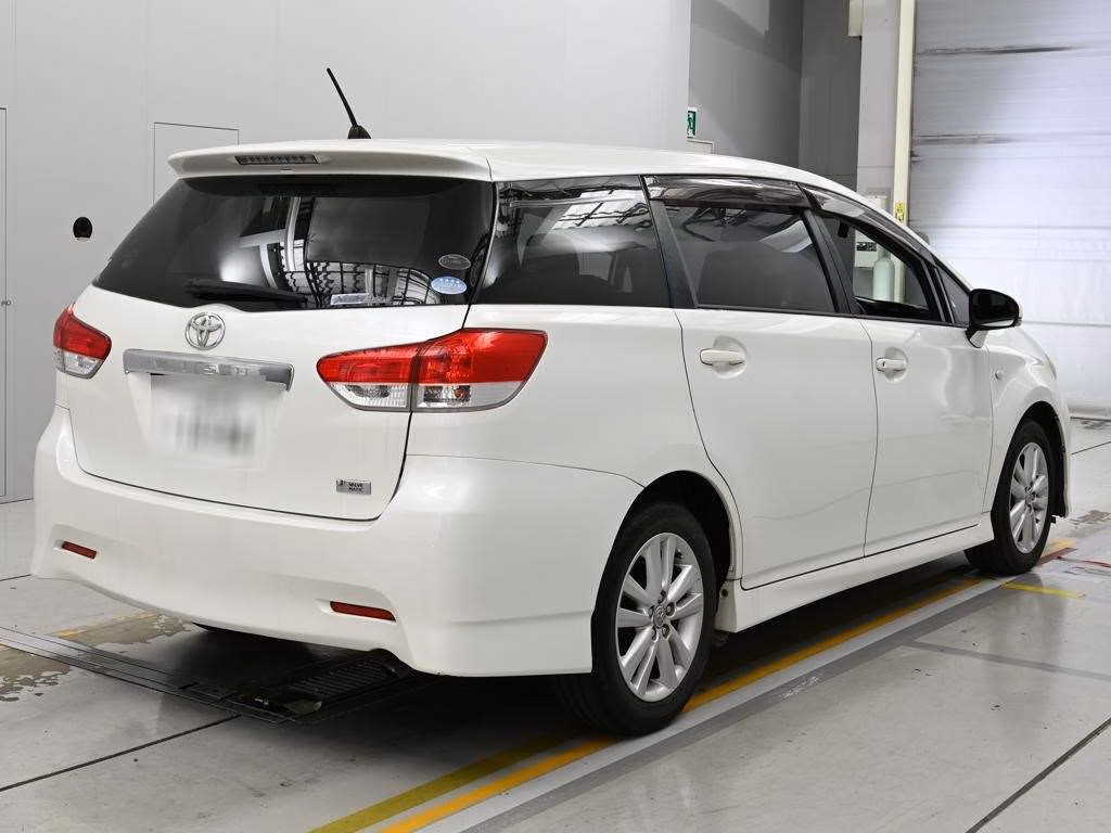 TOYOTA WISH