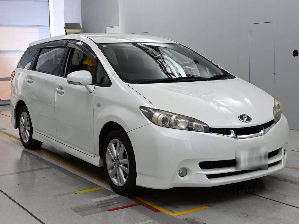 TOYOTA WISH