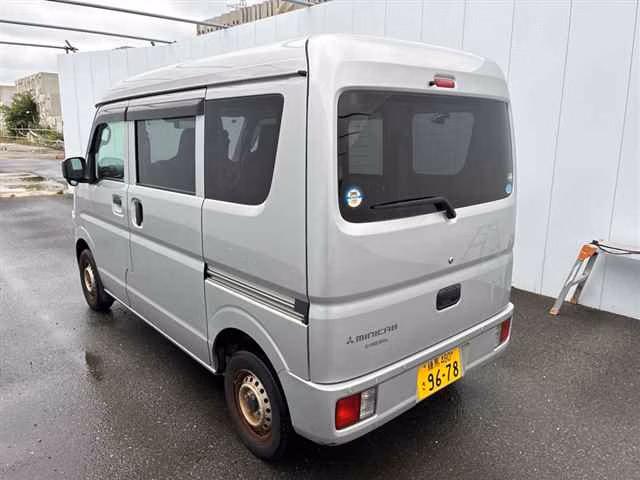 MITSUBISHI MINICAB
