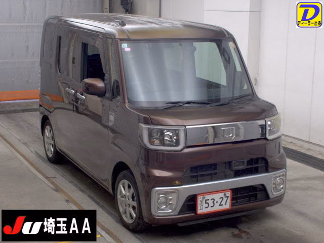 DAIHATSU WAKE