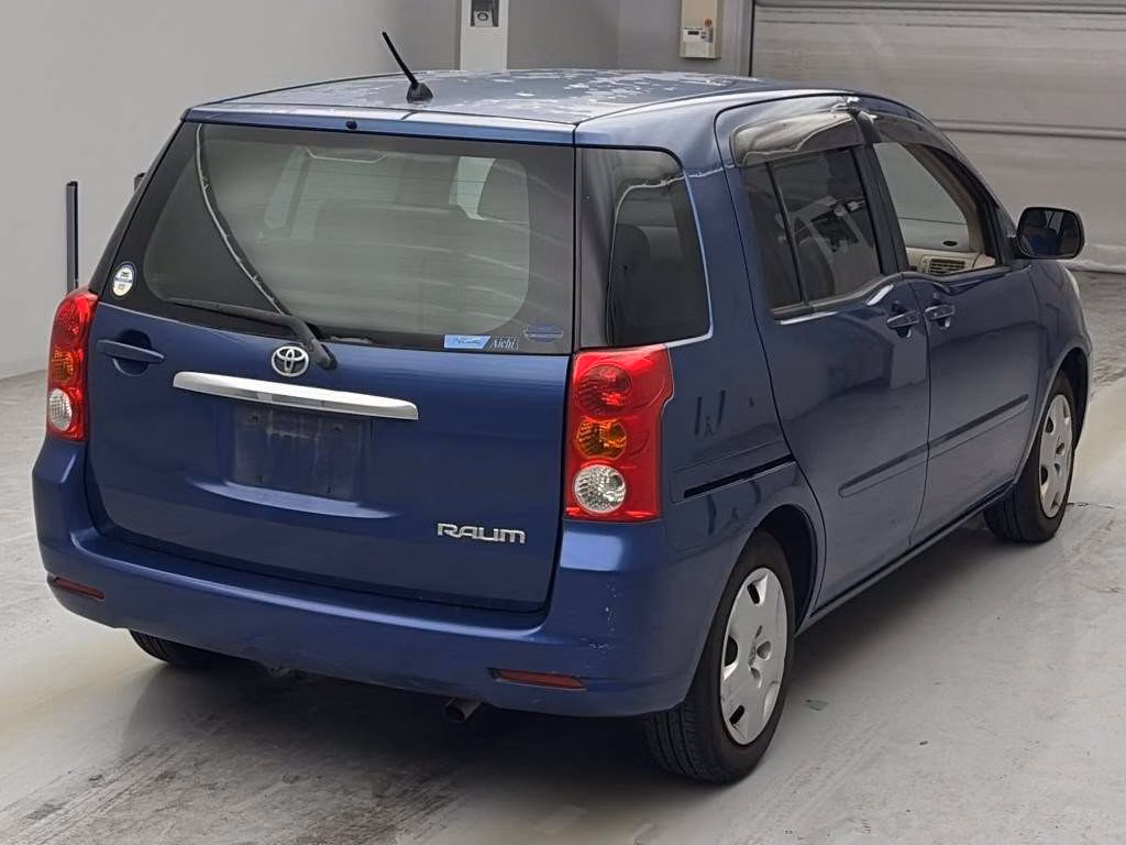 TOYOTA RAUM