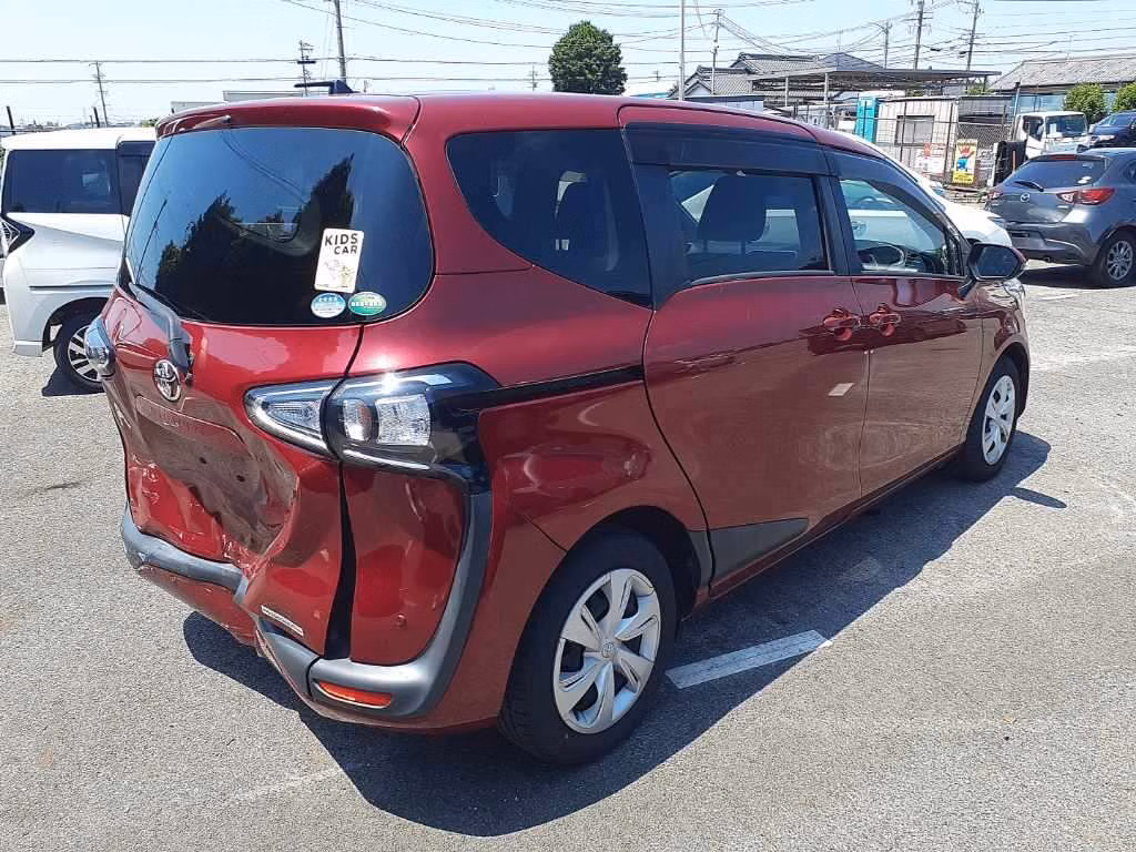 TOYOTA SIENTA