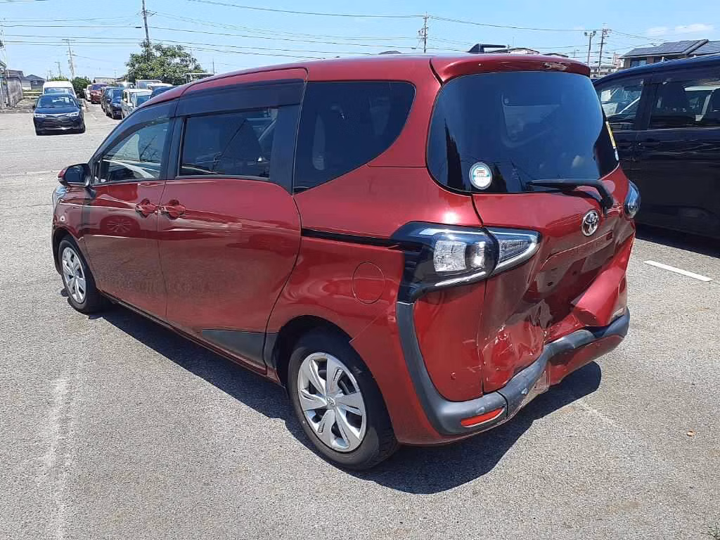 TOYOTA SIENTA
