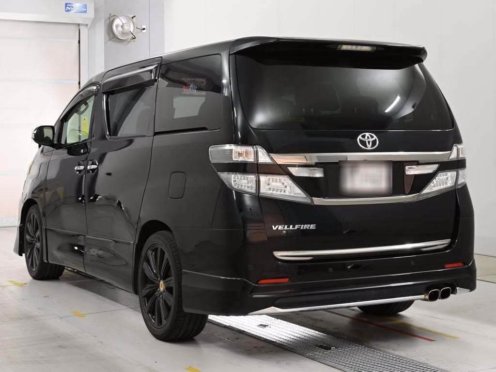 TOYOTA VELLFIRE