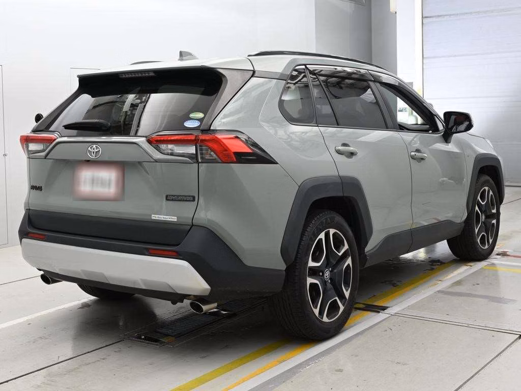 TOYOTA RAV4