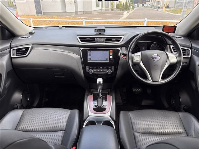 NISSAN X-TRAIL