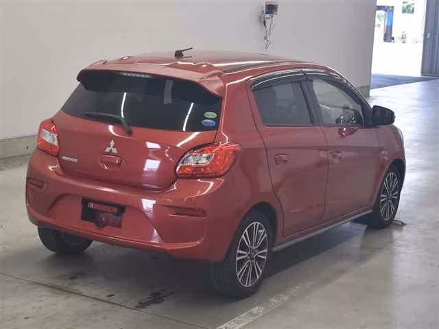 MITSUBISHI MIRAGE