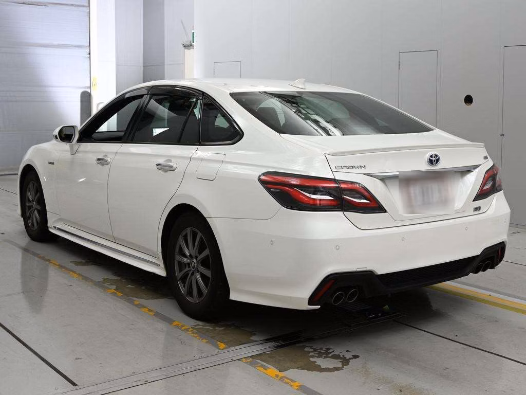 TOYOTA CROWN