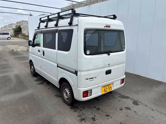 MITSUBISHI MINICAB